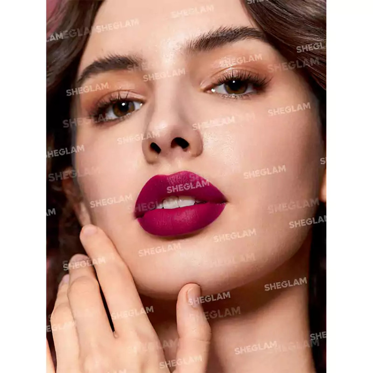 رژ لب جامد شیگلم مدل STARLIGHT VELVET رنگ BOLD BERRY