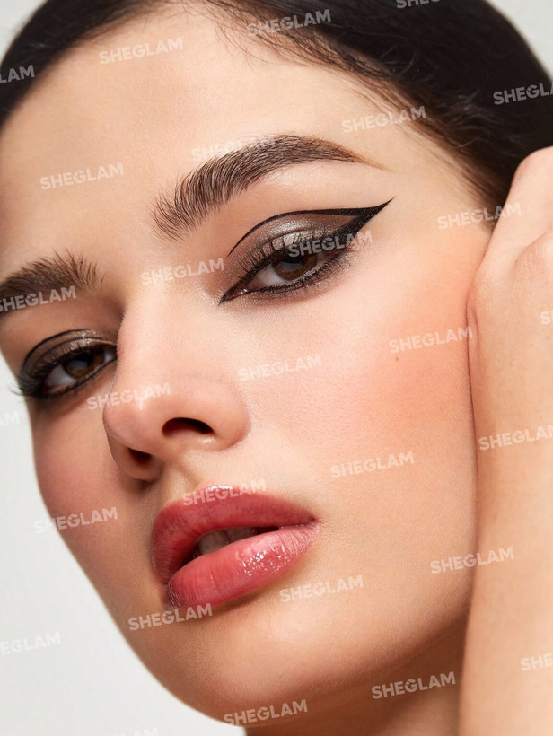 خط چشم ماژیکی شیگلم
