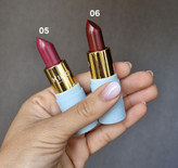 رژ لب جامد کیکو میلانو مدل بریجرتون Bridgerton ballroom beauty satin shine lipstick kiko milano