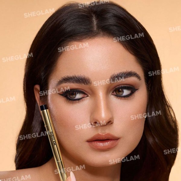 مداد چشم کرمی مشکی شیگلم Bold Moves Kohl