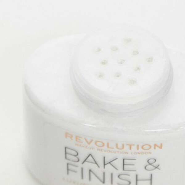 پودر بيک رولوشن Revolution BAKE Withe